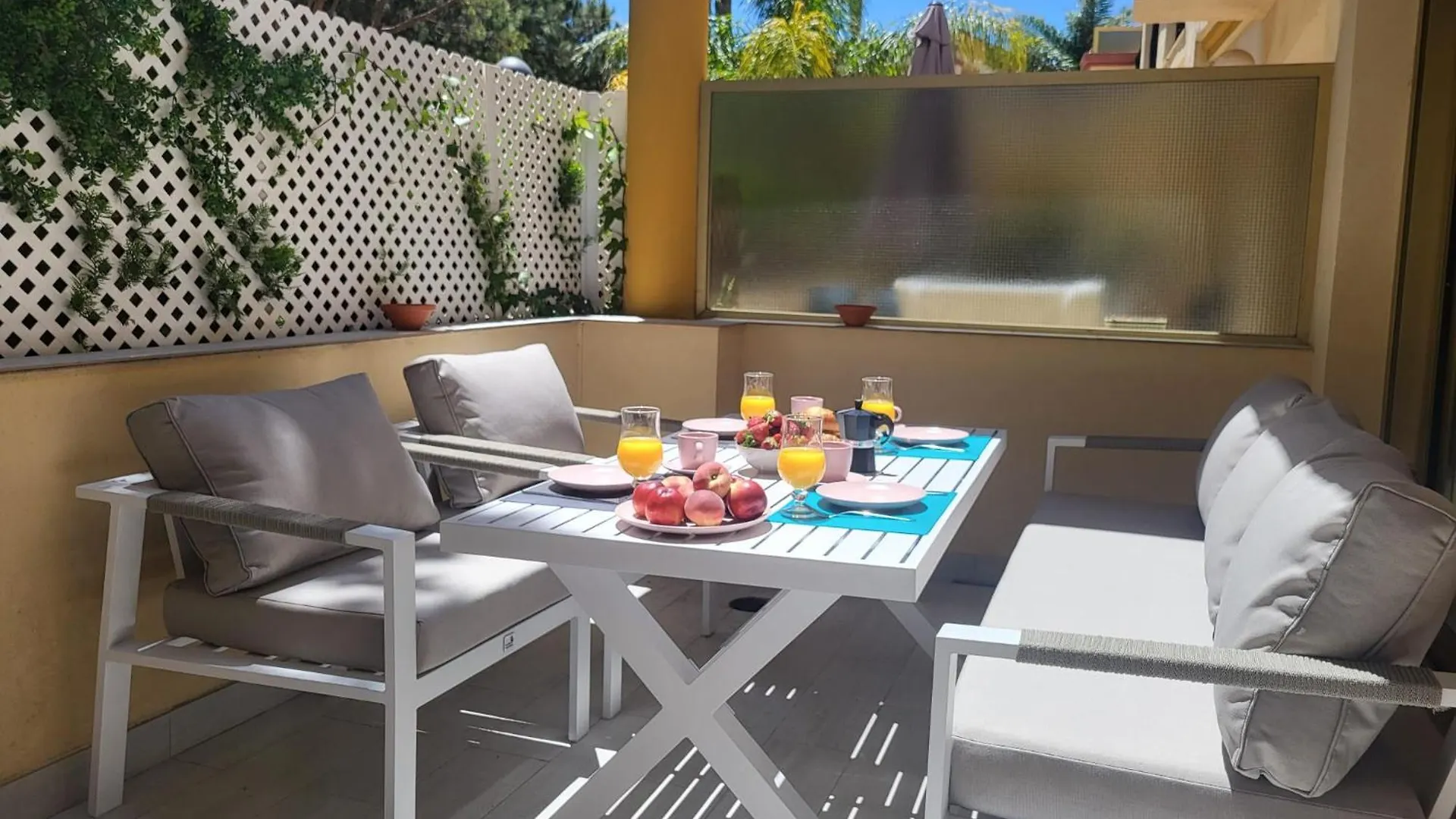 Lovely Apartment On The Beach In Marbella